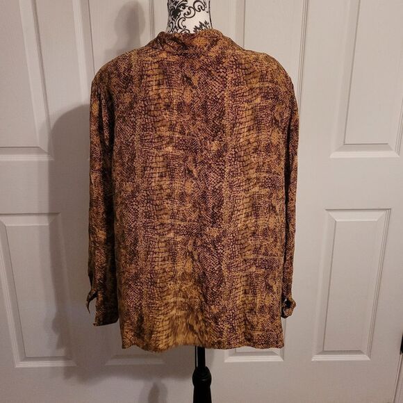 Notations Women's snake print silk long sleeve button up shirt - Picture 3 of 5